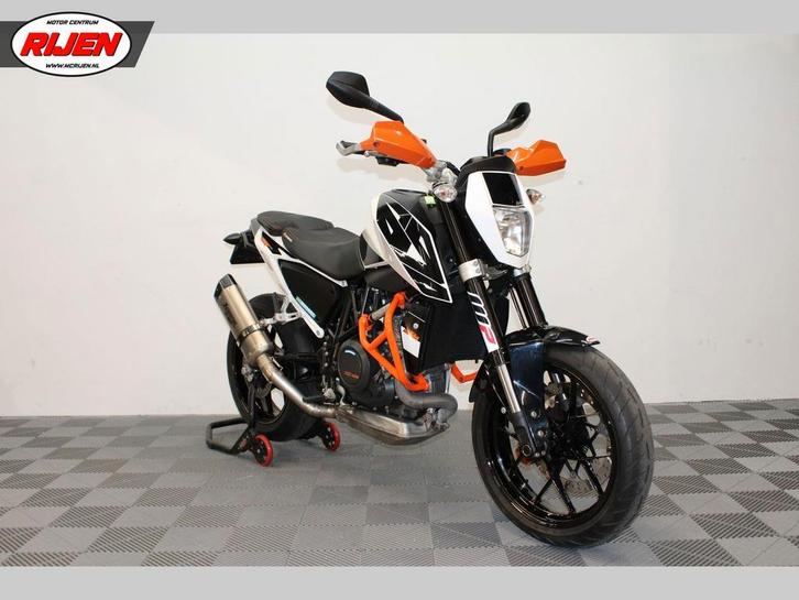 KTM 690 DUKE (bj 2018), Motoren, Motoren | KTM, Bedrijf, Naked bike, meer dan 35 kW, Motorrijbewijs A
