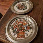2 Delfts Polychrome Borden met Tinnen Rand 21 cm groot, Antiek en Kunst, Ophalen of Verzenden