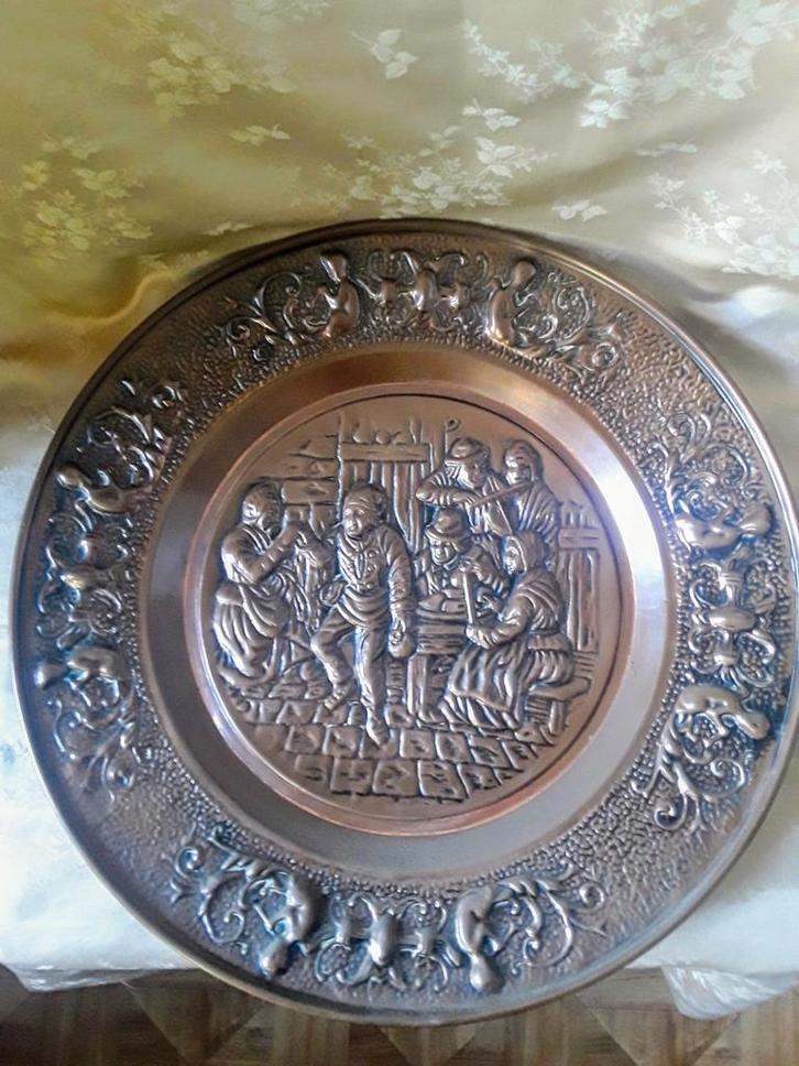 Koperen wandbord met dans en drinkgelag., Antiek en Kunst, Antiek | Koper en Brons, Koper, Ophalen of Verzenden