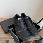 Nike travis scott reverse black, Kleding | Heren, Schoenen, Ophalen of Verzenden, Zo goed als nieuw, Zwart