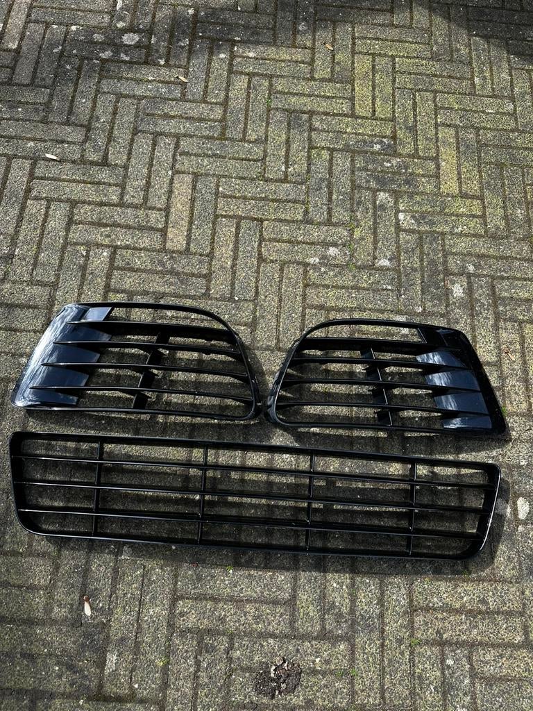 Bumper rooster grill Golf 6 R20 bumpergrill, Ophalen, Gebruikt, Bumper, Volkswagen