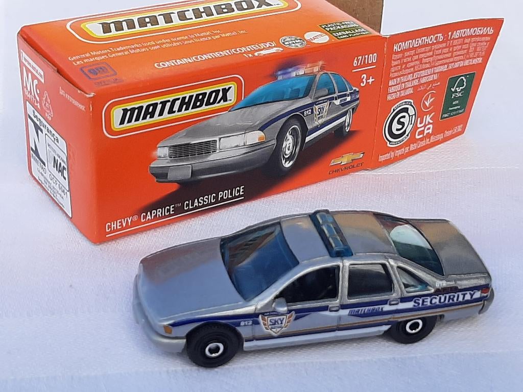 Ford Police Interceptor van Matchbox 2010 23/100 Mattel, Ophalen of Verzenden, Nieuw, Auto