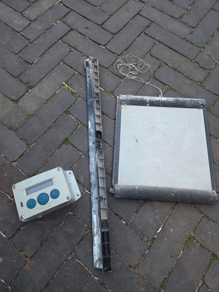 Chickenguard Premium + Zelfsluitende Deur, Ophalen, Gebruikt, Kippenhok of Kippenren
