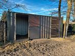 Zeecontainer omgebouwd tot 2 paardenstallen, Dieren en Toebehoren, Stalling en Weidegang, Stalling, 2 of 3 paarden of pony's