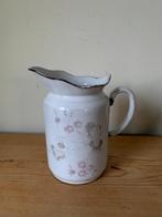 Gebloemd emaille melkkannetje met kraag, Ophalen of Verzenden