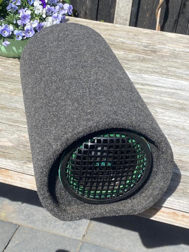 2xsubwoofer, Auto diversen, Autospeakers, Ophalen of Verzenden, Zo goed als nieuw