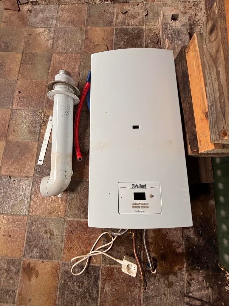 Vaillant turboMAG 145/1 T(K-NL) Aardgas Geiser - Z.G.S., Doe-het-zelf en Verbouw, Geisers en Boilers, Aardgas, Geiser, Ophalen of Verzenden