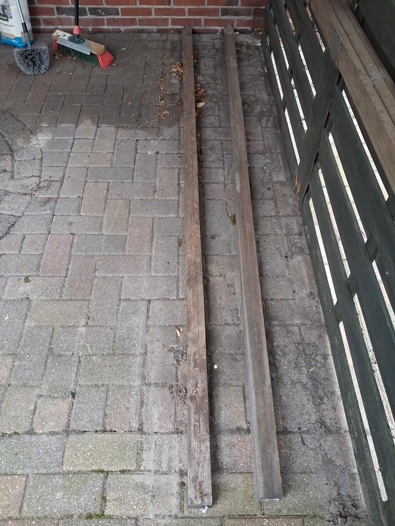 Twee hardhouten palen 6 x 6 x 275 cm, Tuin en Terras, Palen, Balken en Planken, Ophalen, Palen, Nieuw, Hardhout