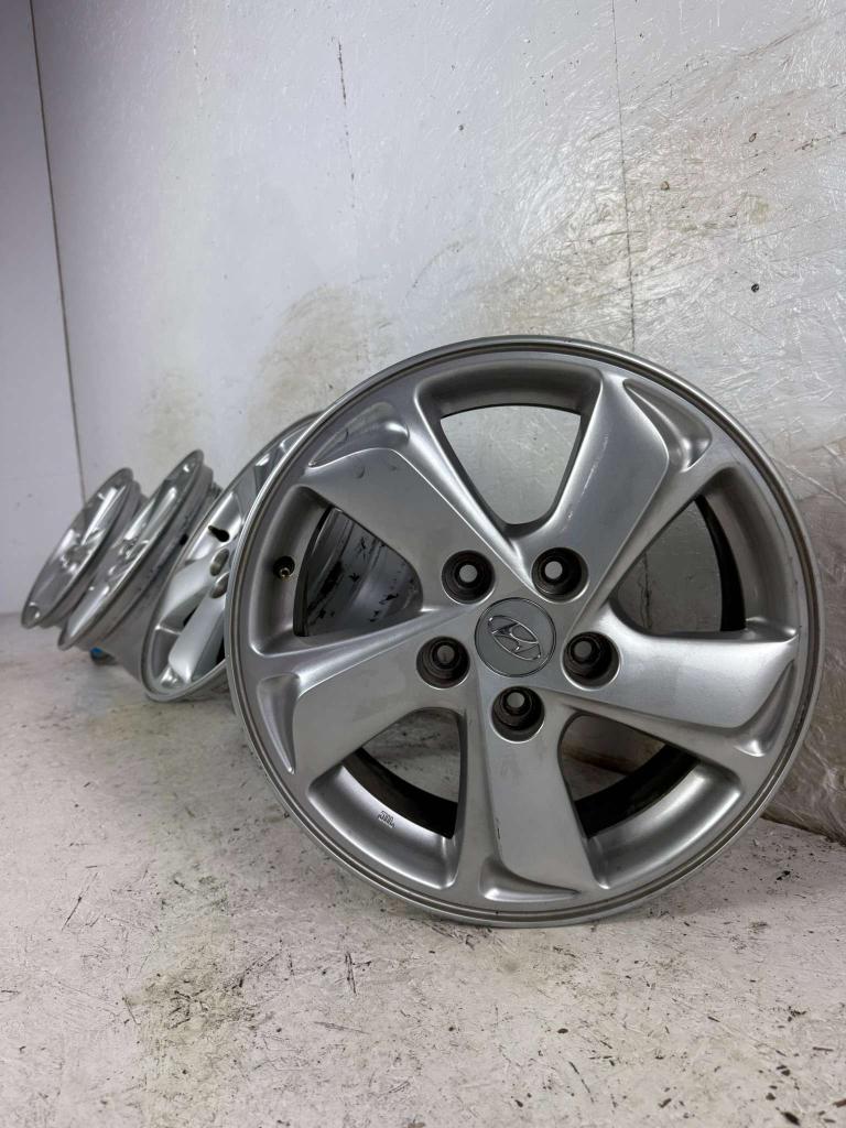 Originele Hyundai IX35 Tucson (LM) velgen 16" 5x114.3 ET45, Niet ingevuld, Gebruikt, Velg(en), 16 inch