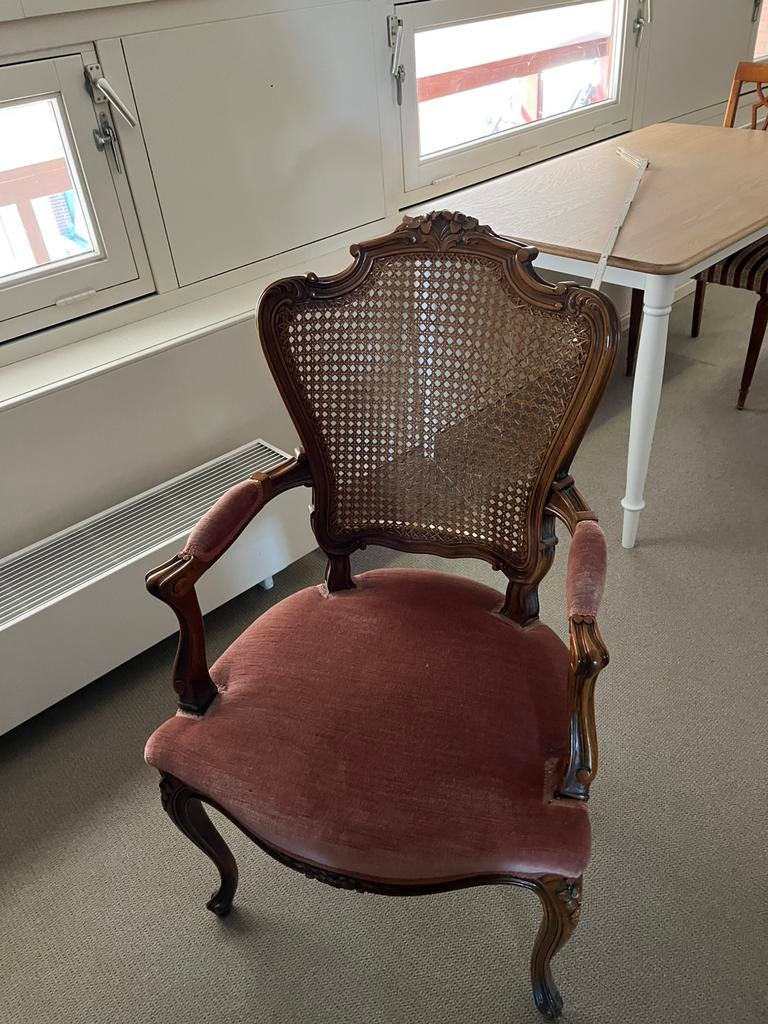 Stoeltje, Huis en Inrichting, Stoelen, Ophalen, Zo goed als nieuw, Bruin, Eén