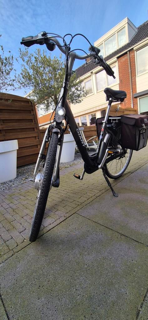 Giant Twist E-bike - Maat S met 2 accu's en lader, Fietsen en Brommers, Elektrische fietsen, Ophalen