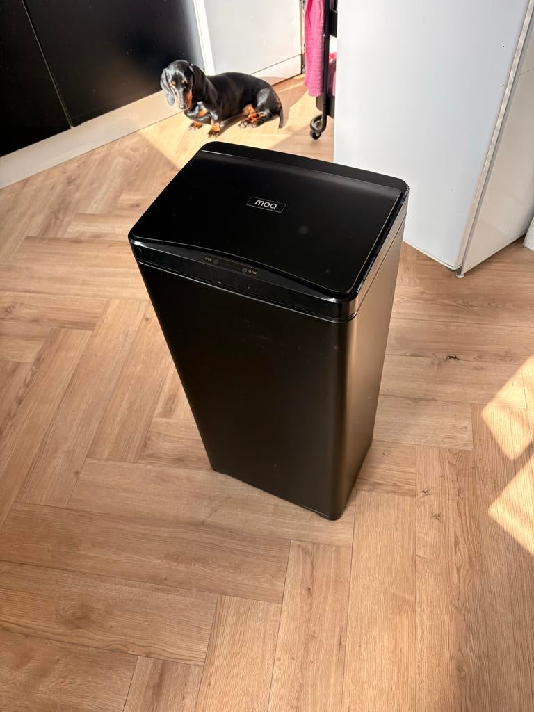 Automatische sensor prullenbak - Zwart, 50L, Ophalen, 40 liter of meer, Zo goed als nieuw, Metaal