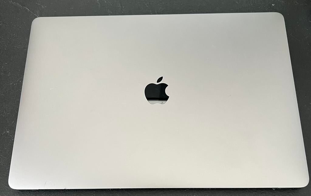 MacBook Pro (opknapper), Computers en Software, Apple Macbooks, 2 tot 3 Ghz, 15 inch, Zo goed als nieuw, Ophalen