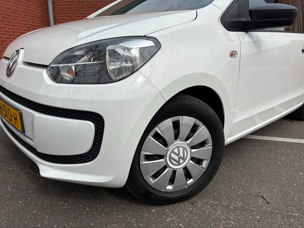 Volkswagen Up! 1.0 take up! BlueMotion AIRCO/ORG NL/NAP, Auto's, Volkswagen, Stof, Gebruikt, 840 kg, Wit