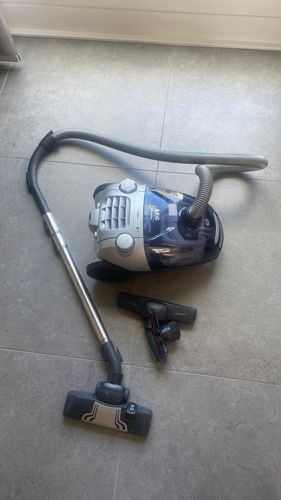 AEG Electrolux Airmax Parketto stofzuiger S-Bag, Witgoed en Apparatuur, Stofzuigers, Ophalen of Verzenden, Zo goed als nieuw, 2000 watt of meer