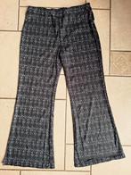 NIEUW 💚🧡  soepele  Broek flair pijp 42-44  Zwart-Wit, Zwart, Maat 42/44 (L), Nieuw, Ophalen of Verzenden