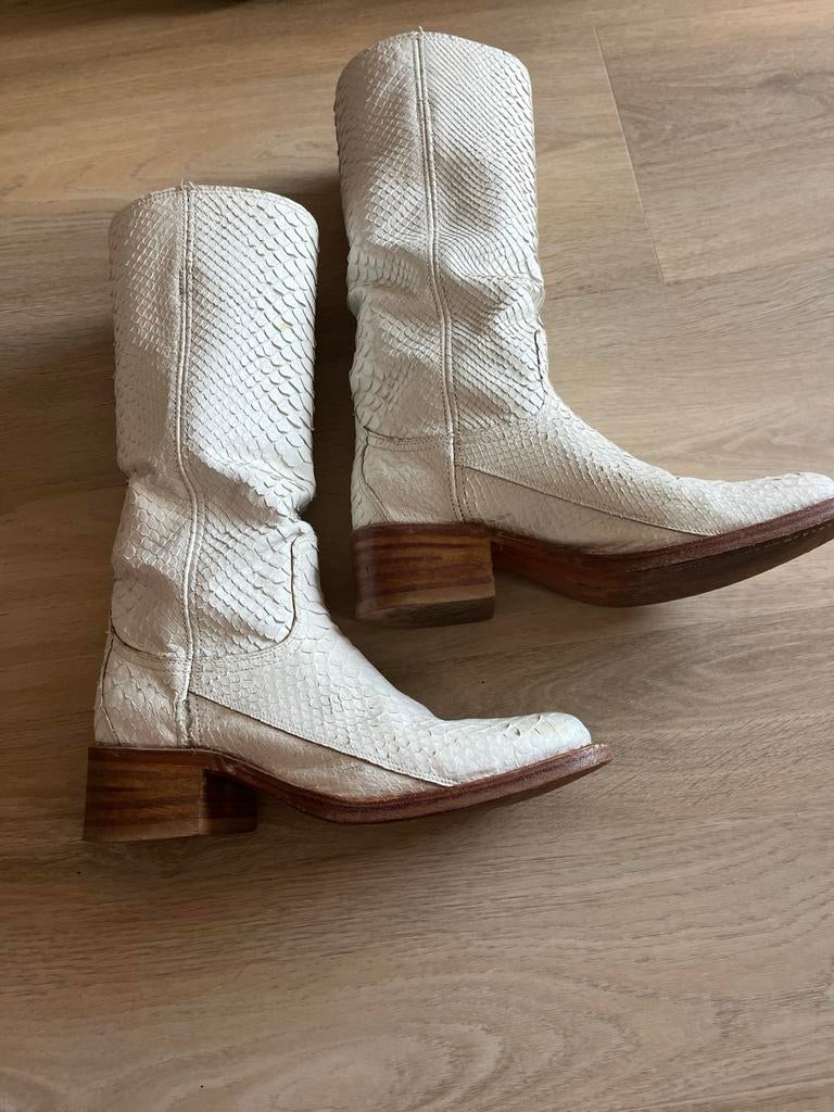 SENDRA Laarzen: croco-leder, wit, maat 38, Ophalen, Hoge laarzen, Wit, Zo goed als nieuw