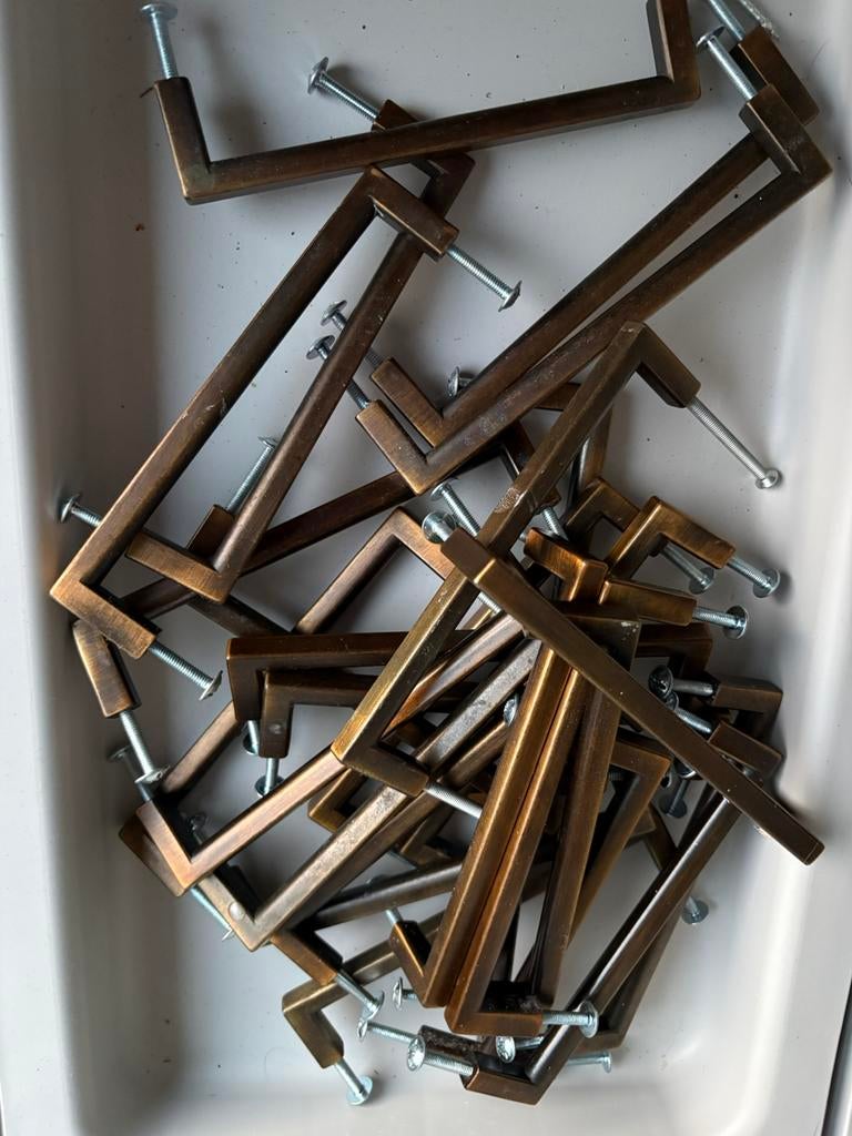 Handgreep Karwei, Ophalen, Zo goed als nieuw, Mdf, Plinten