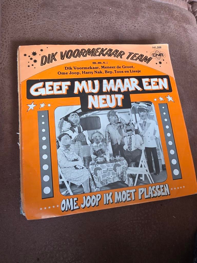 Dik Voormekaar Team - Geef Mij Maar Een Neut (Single), Cd's en Dvd's, Vinyl | Nederlandstalig, Gebruikt, Overige genres, 7 inch