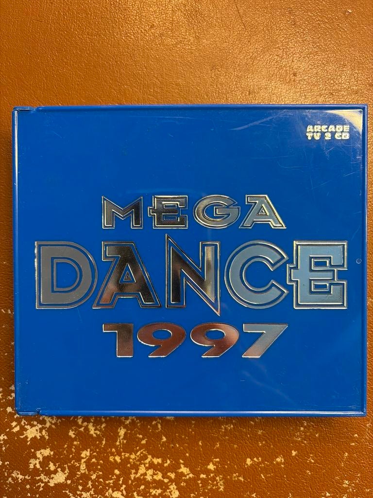 Mega Dance 1997 - Boxset, Ophalen of Verzenden, Zo goed als nieuw, Dance Populair, Boxset