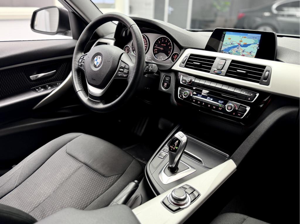 BMW 3 Serie Touring 320i 2017 Facelift, 184pk NL-auto, LED, Automaat, 1998 cc, Achterwielaandrijving, 4 cilinders