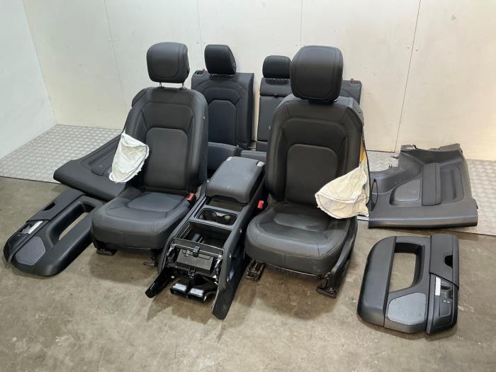 Bekleding Set (compleet) van een Landrover Defender (Defende, Auto-onderdelen, Interieur en Bekleding, 12 maanden garantie, -