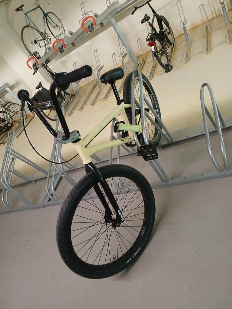 BMX Cruiser 24", Fietsen en Brommers, Fietsen | Crossfietsen en BMX, Ophalen of Verzenden, Aluminium, 24 inch of meer