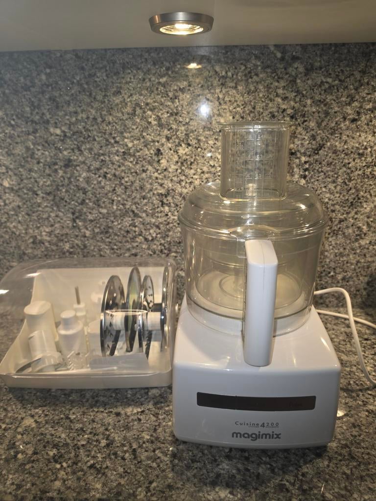 Magimix 4200XL Foodprocessor, Witgoed en Apparatuur, Keukenmixers, Gebruikt, 3 tot 4 liter, Ophalen of Verzenden