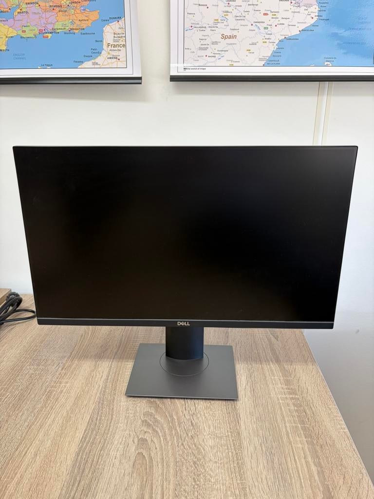 2x Dell P2419H monitor 24 inch, Computers en Software, Monitoren, Ophalen, IPS, Full HD, Zo goed als nieuw