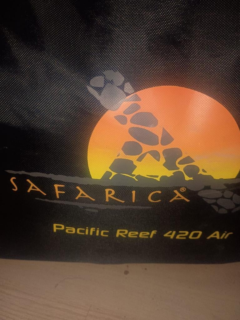 Mooie Safarica Pacific Reef 420 AIR ( opblaasbare tent), Caravans en Kamperen, Tenten, tot en met 4, Zo goed als nieuw, Ophalen