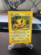 Pokemon Jolteon Jungle Holo 4/64 No Symbol misprint, Ophalen of Verzenden, Zo goed als nieuw, Losse kaart, Foil