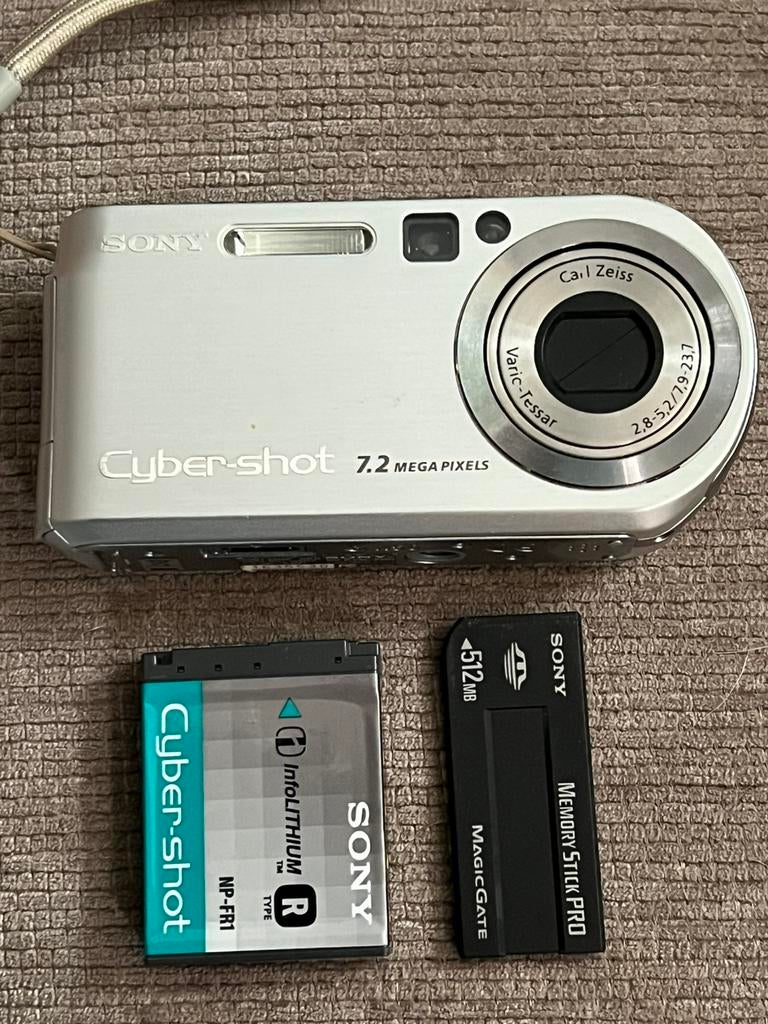Sony sybershot DSC - P200, Ophalen of Verzenden, Zo goed als nieuw, Sony, 8 keer of meer
