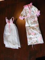 Barbie vintage nachtset, Ophalen of Verzenden, Zo goed als nieuw, Kleertjes, Levensecht of Reborn