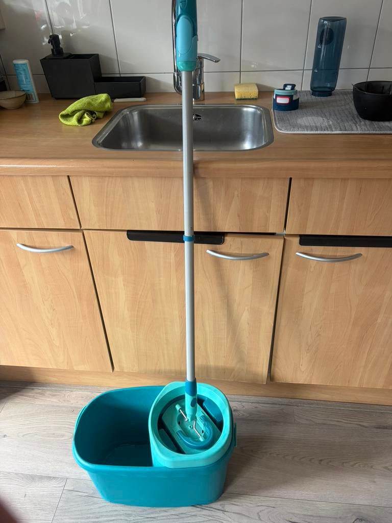 Leifheit clean twist m, Huis en Inrichting, Schoonmaakartikelen, Ophalen of Verzenden, Mop of Dweil