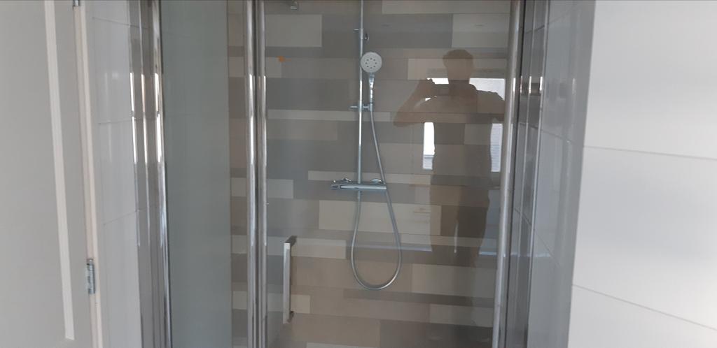 Novellini GIADA N Douchewand 130cm, transparant chroom, Ophalen, Zo goed als nieuw, Chroom, Douche
