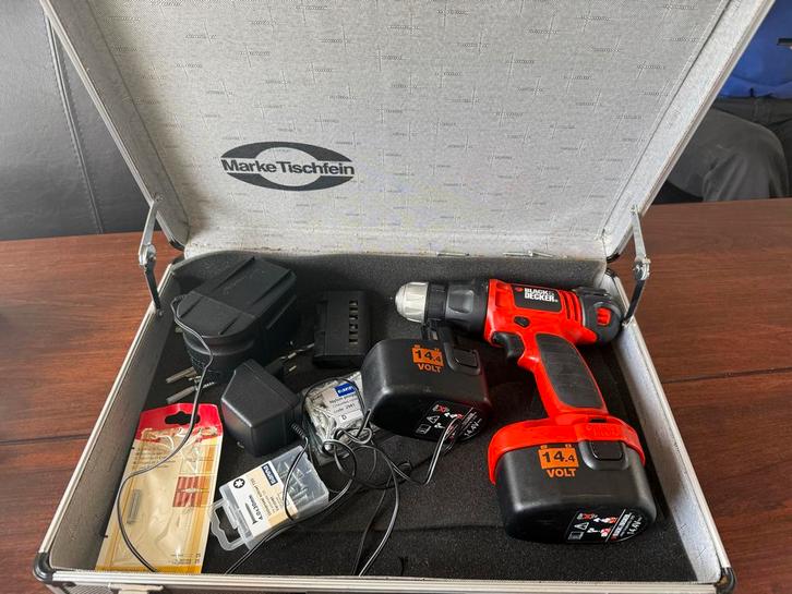 Black & Decker 14.4V Boor- en Schroefmachine met Koffer, Doe-het-zelf en Verbouw, Gereedschap | Boormachines, Gebruikt, Boor- en Schroefmachine