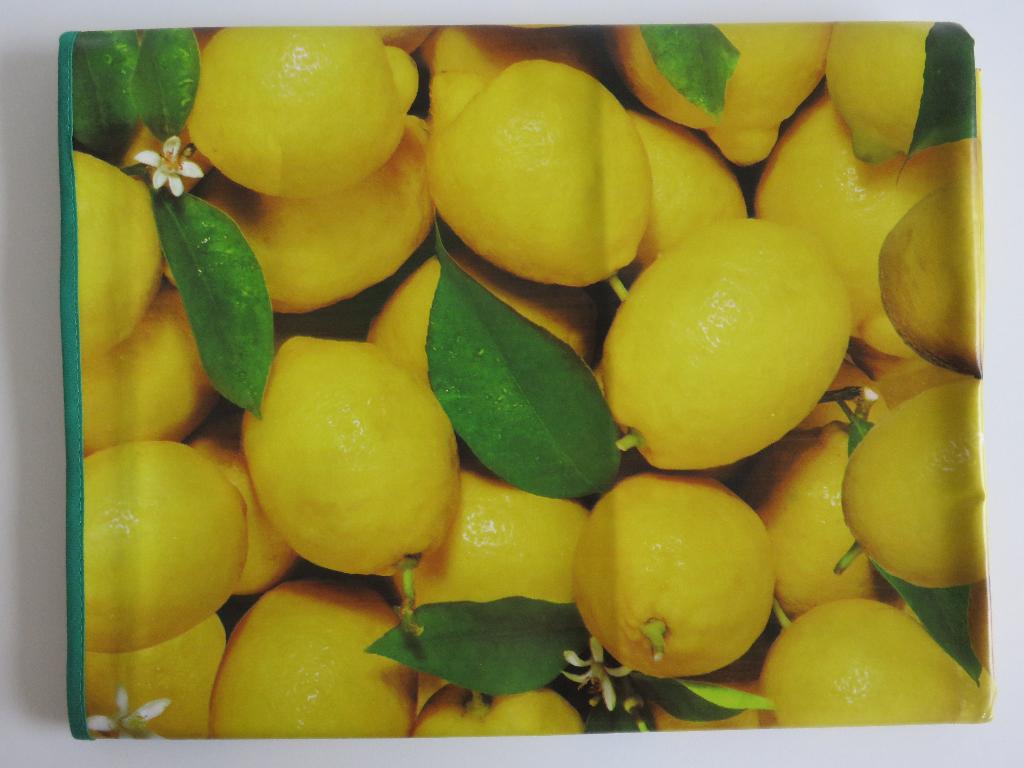 Tafelzeil tafelkleed met citroenen PVC met vliesrug 140 240, Ophalen of Verzenden, Zo goed als nieuw, Rechthoek