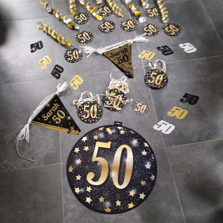 50 jarige versiering (Sarah / Abraham) slingers, Hobby en Vrije tijd, Feestartikelen, Zo goed als nieuw, Versiering, Abraham of Sarah