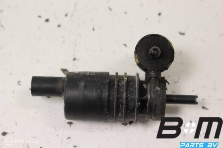 Ruitensproeierpomp Volkswagen Passat B6 1K6955651, Auto-onderdelen, Ruiten en Toebehoren, Gebruikt