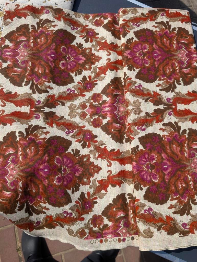 Vintage jaren 70 stof €10 p.m., Hobby en Vrije tijd, Stoffen en Lappen, Ophalen of Verzenden, 200 cm of meer, 120 cm of meer