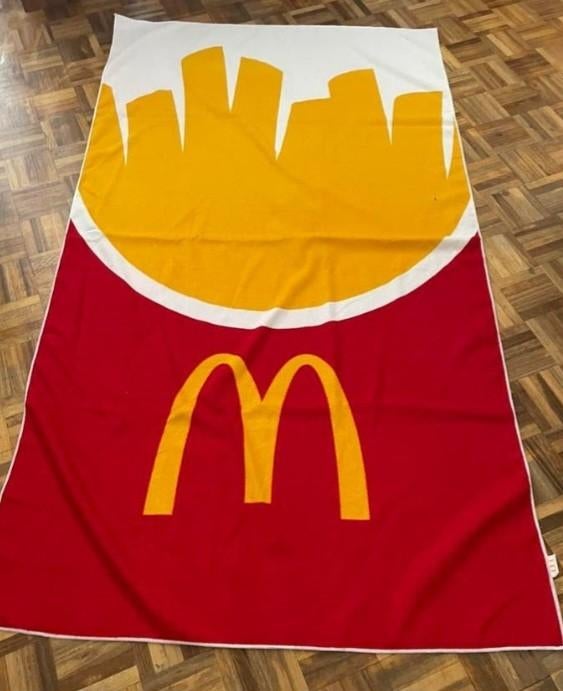 McDonald's frietjes strandlaken, Ophalen of Verzenden