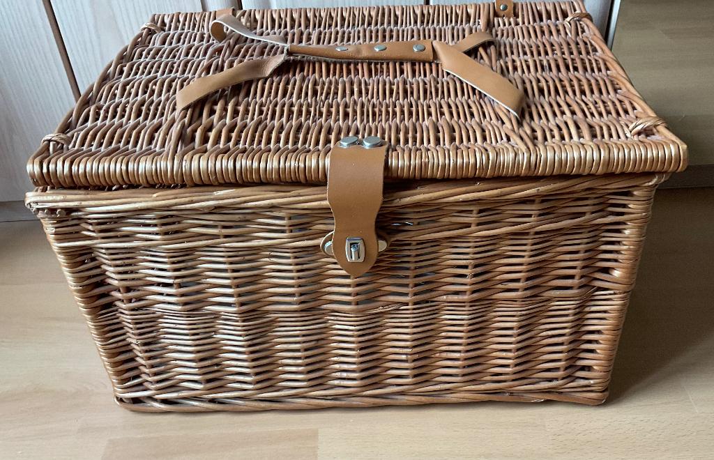 Grote Bakkersmand fietsmand met ophangbeugel, Ophalen of Verzenden, Gebruikt, Fietsmand