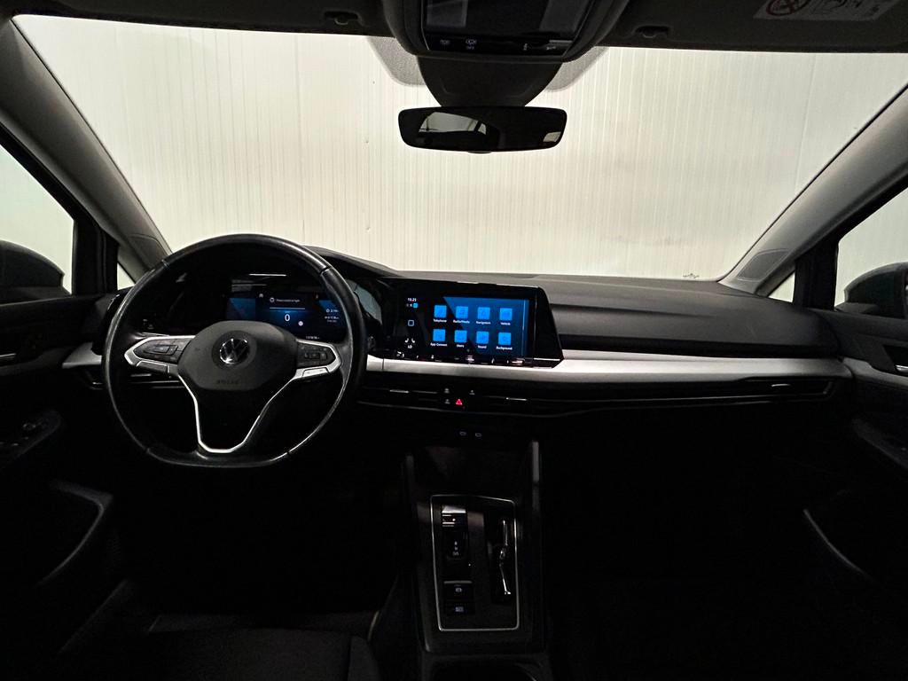 Volkswagen Golf 1.5 TSI Business | CAMERA | LED | CARPLAY |, Auto's, 4 cilinders, 150 pk, Bedrijf, Golf