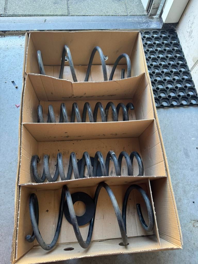 Originele veren bmw f31, Ophalen of Verzenden, BMW