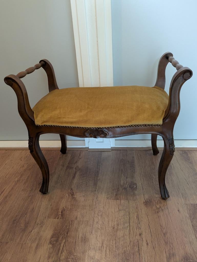 Antiek bankje  Frans Louis xv-stijl., Antiek en Kunst, Ophalen of Verzenden