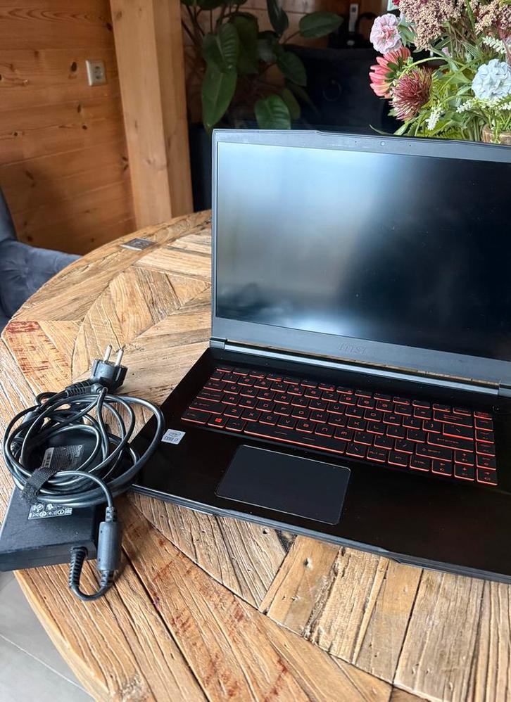 MSI GF65 Thin 10UE Gaming Laptop, Computers en Software, Windows Laptops, Zo goed als nieuw, 15 inch, SSD, 2 tot 3 Ghz, 16 GB