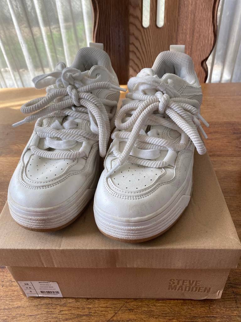 Steve Madden Boomer sneakers - Maat 38, Ophalen of Verzenden, Zo goed als nieuw, Wit, Sneakers of Gympen