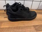 Nike sneakers, Zwart, Ophalen of Verzenden, Sneakers of Gympen, Zo goed als nieuw
