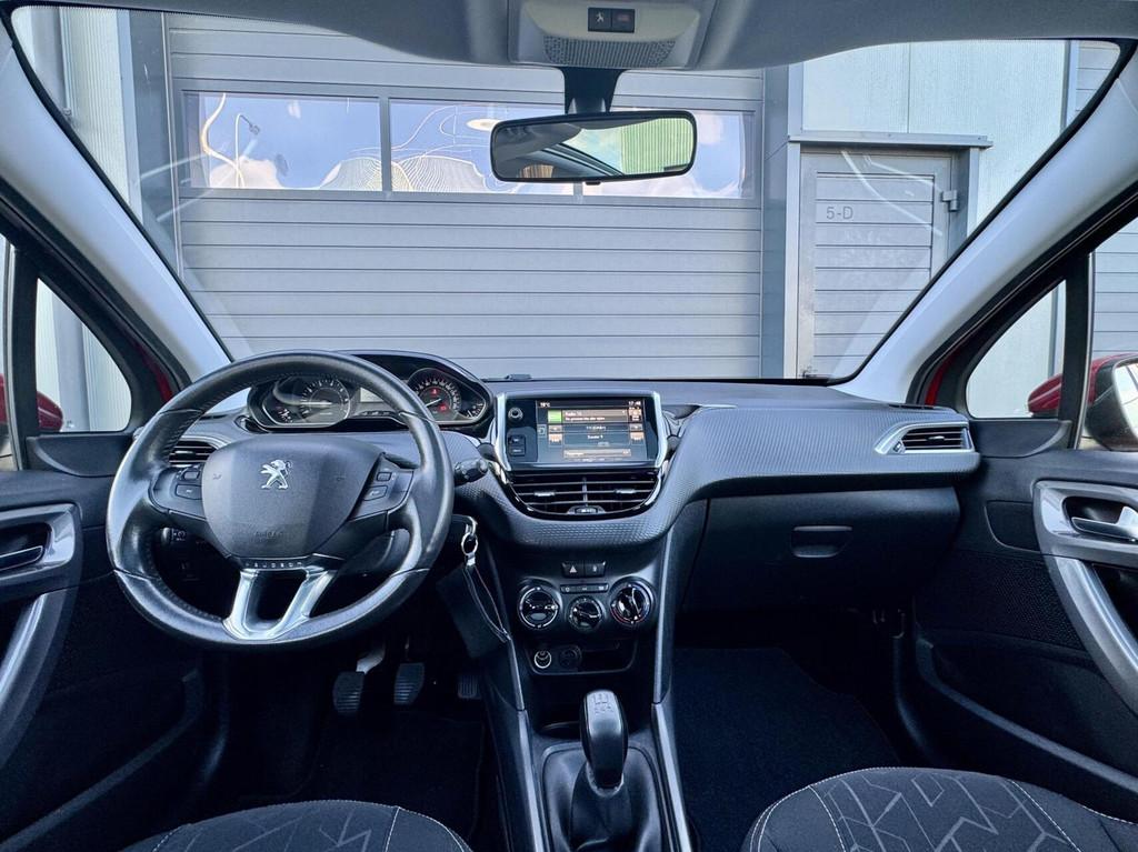 Peugeot 2008 1.2 - 110pk PureTech Blue Lion | RIJKLAAR & RIE, Voorwielaandrijving, Stof, Origineel Nederlands, Bedrijf