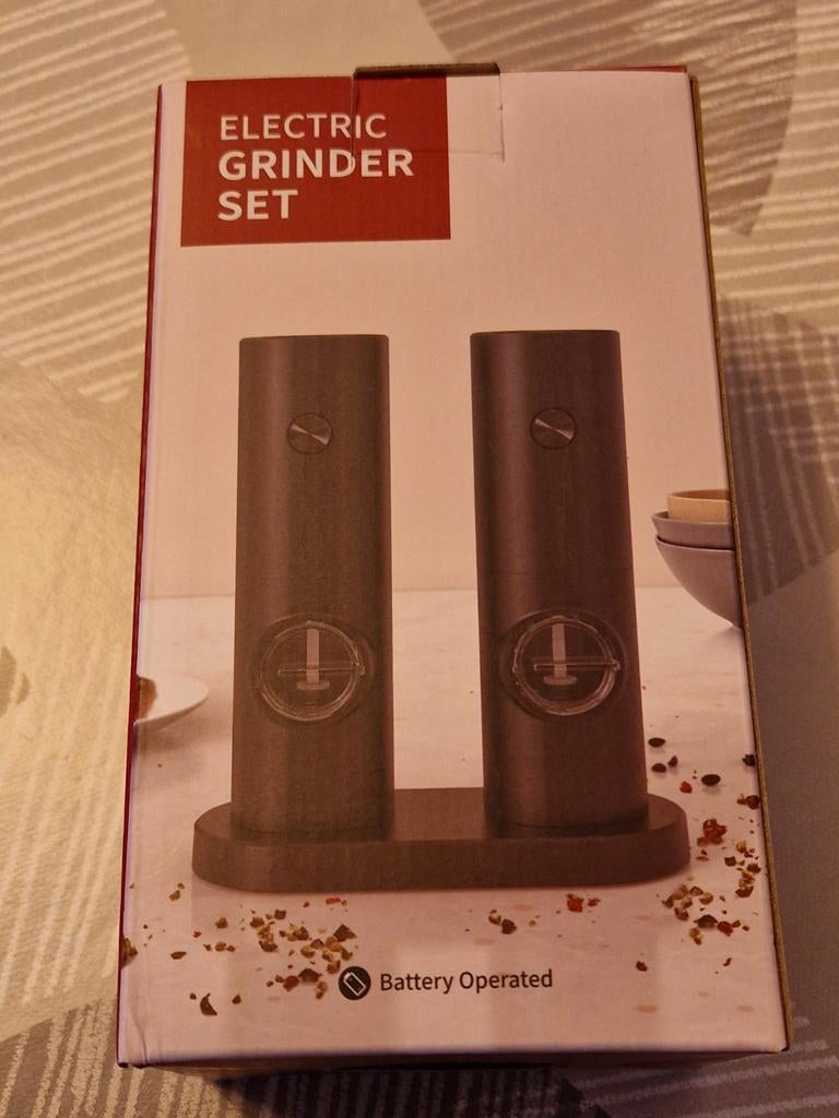 Elektrische molen set voor peper en zout, Ophalen of Verzenden, Zo goed als nieuw